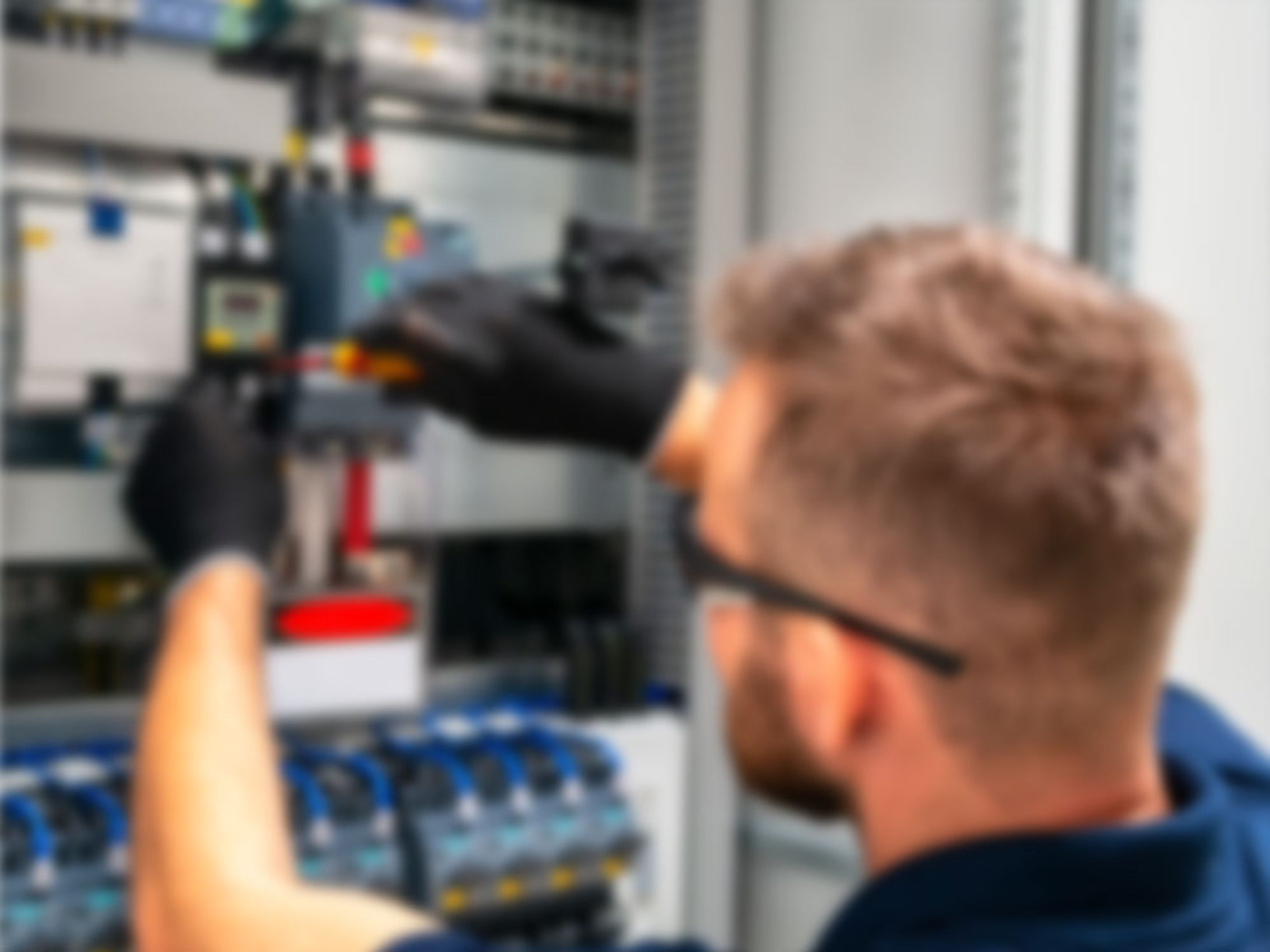 Nieder&shy;spannungs&shy;anlagen bei Elektro Weissensee GmbH in Weißensee
